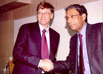 Bill Gates and Ravi Venkatesan